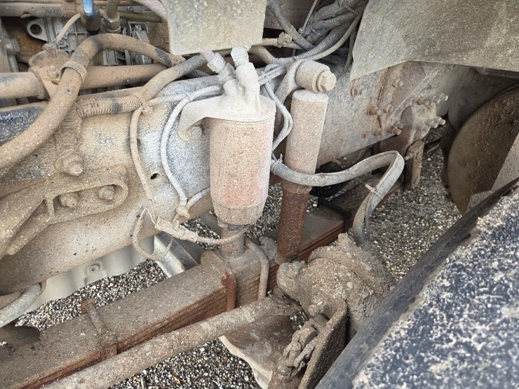 #3224-•-2006-sterling-st-9500-quad-axle-dump-truck-image-43