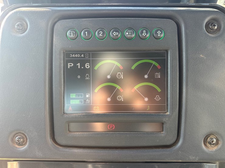 deere-1050k-image-62