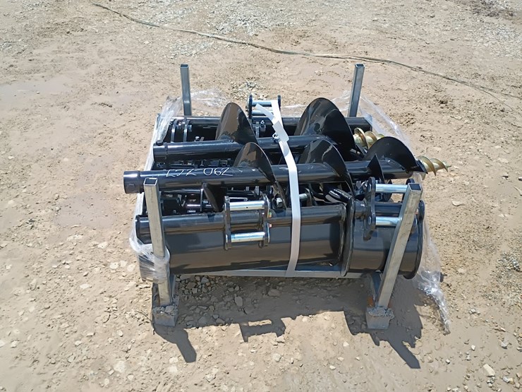 #l52-062-•-wolverine-mini-excavator-attachment-set-image-1