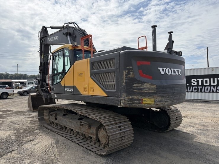 2020-volvo-ec300el-image-6