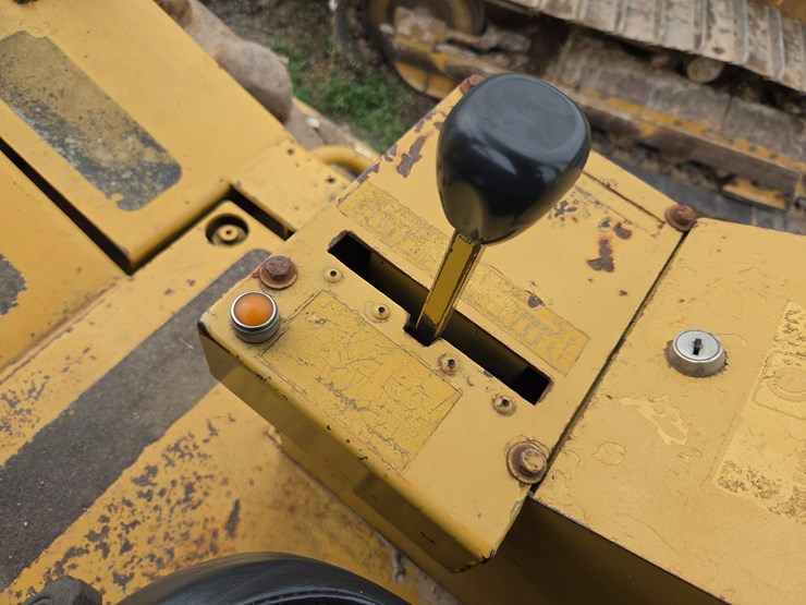 caterpillar-cp-553-image-44