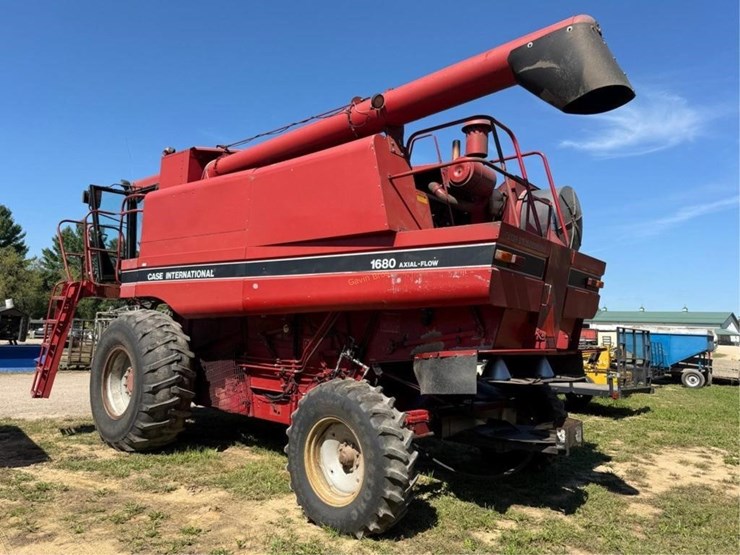 case-ih-1680-image-4