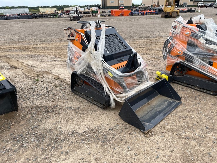#5512-•-2026-unused-land-honor-mini-skid-steer-loader-image-1