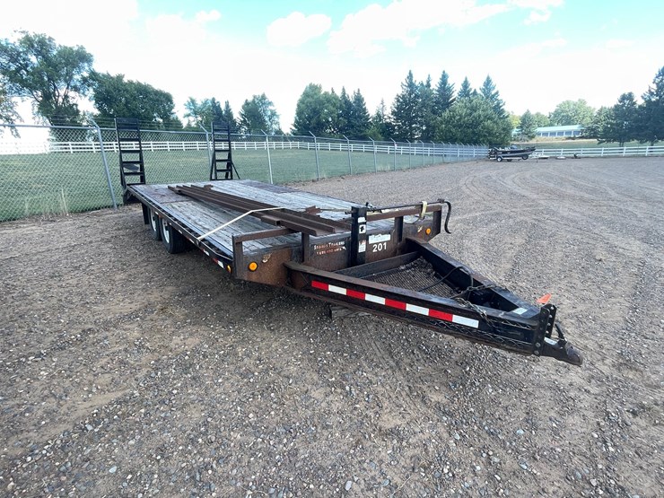 #1315-•-2008-pj-trailer-mfg.-deckover-trailer-(has-mn-title)-image-4