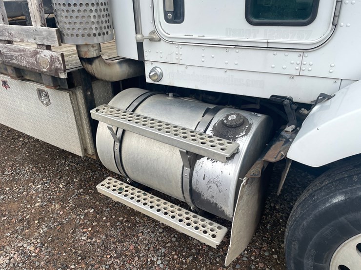 2007-kenworth-t800-image-6