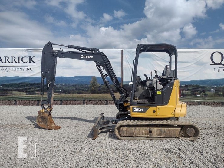 2021-deere-35g-image-1