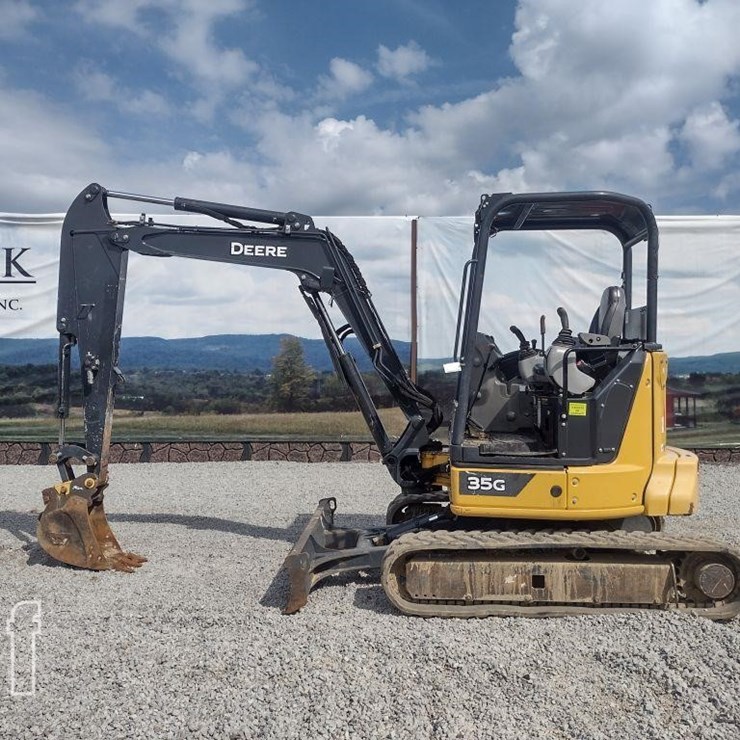 2021 DEERE 35G
