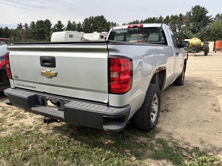 2014-chevrolet-silverado-1500-image-3