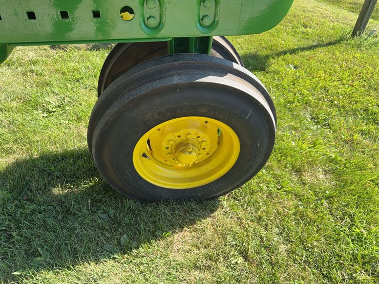 john-deere-2520-image-19