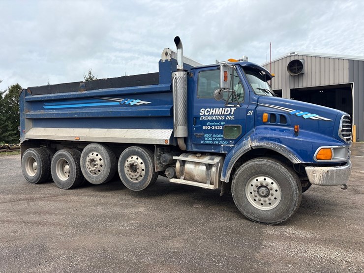 #3224-•-2006-sterling-st-9500-quad-axle-dump-truck-image-7