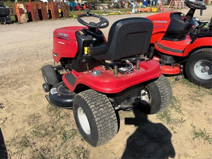 troy-bilt-bronco-image-3