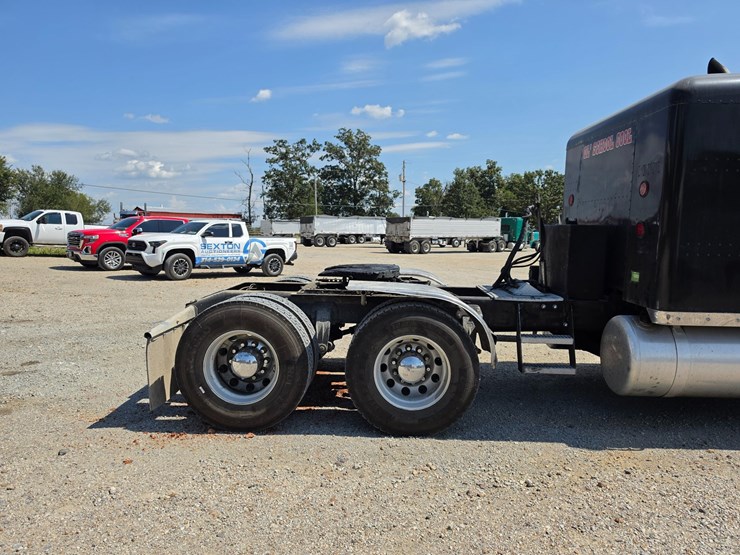 1992-peterbilt-379-image-74