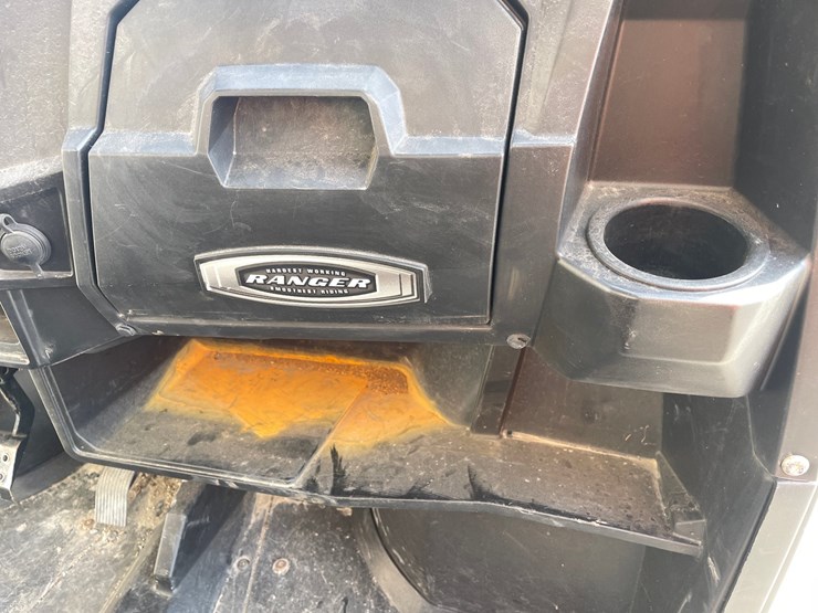 2019-polaris-ranger-image-13