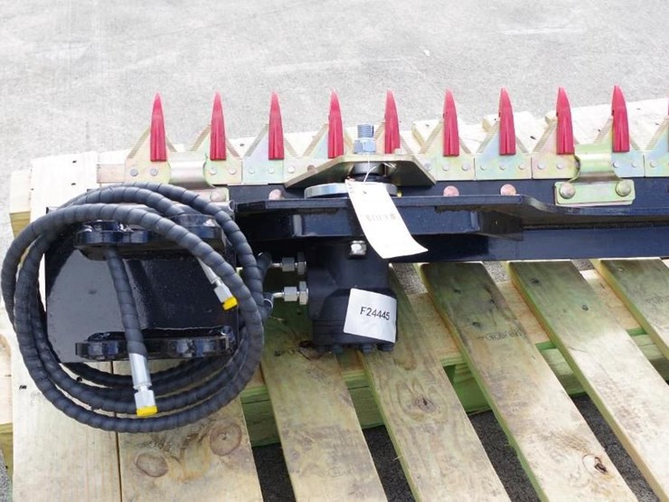 future-hedge-trimmer-mini-excavator-attachment,-fits-1-2ton-excavator,-1"-pin-diameter,-unused-image-3
