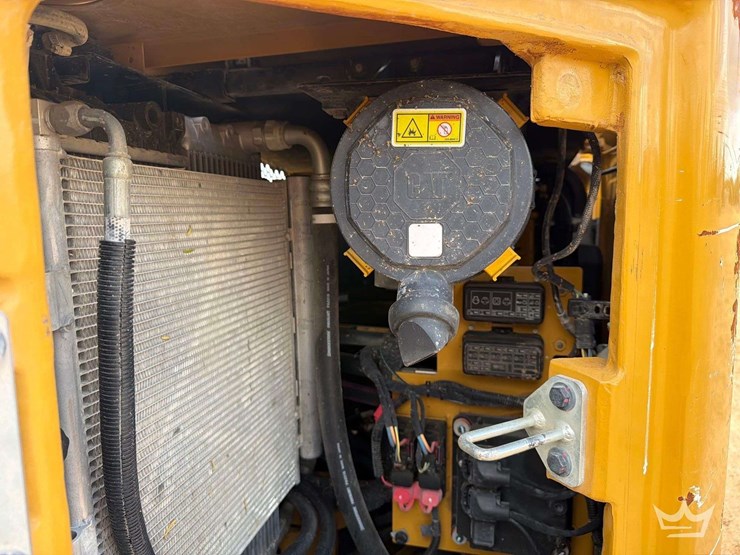 caterpillar-308e-image-17