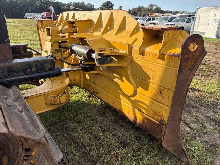 caterpillar-d6k-image-12