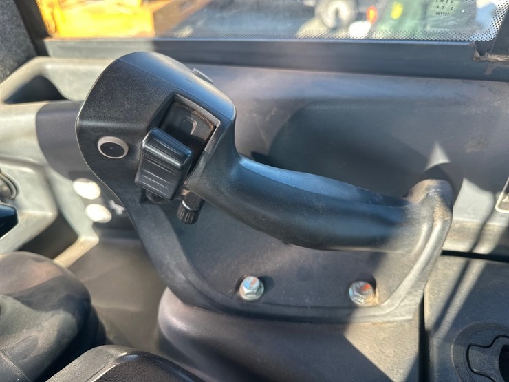 deere-1050k-image-57