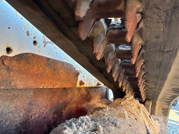 2019-bobcat-t595-image-68