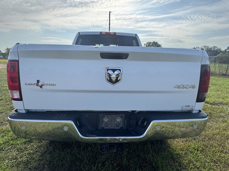 2018-dodge-2500-image-6