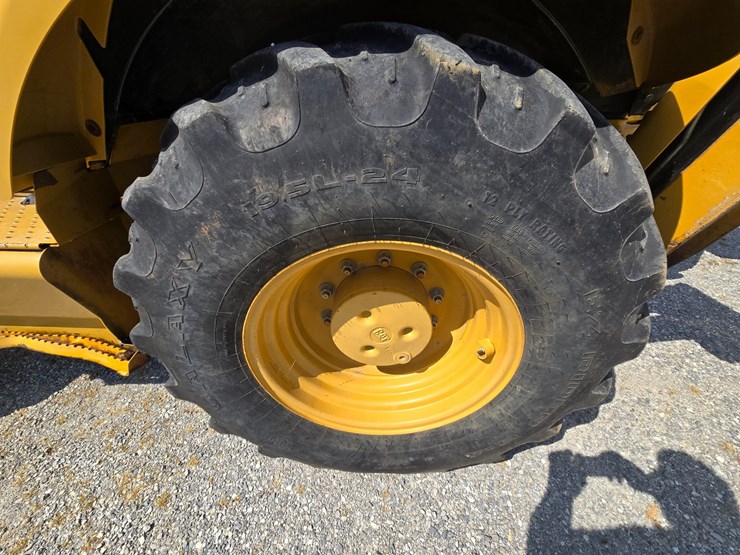 caterpillar-420e-image-117