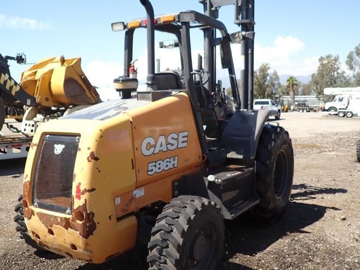 2019-case-586h-image-3