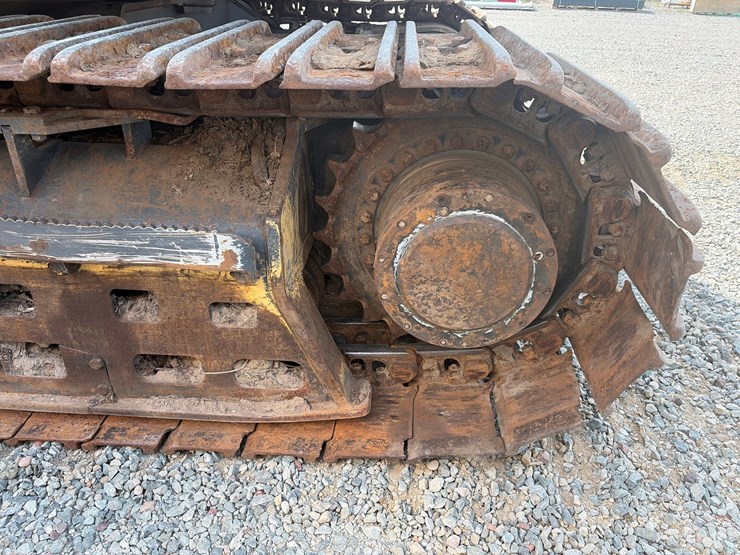 2015-deere-853m-image-51