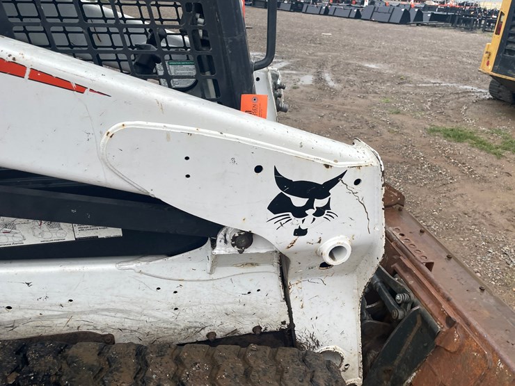 bobcat-t590-image-13