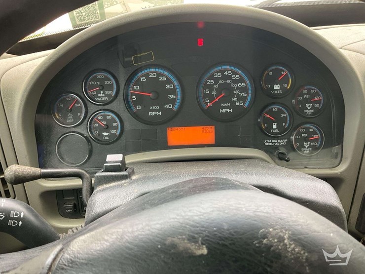2018-international-durastar-4300-image-17