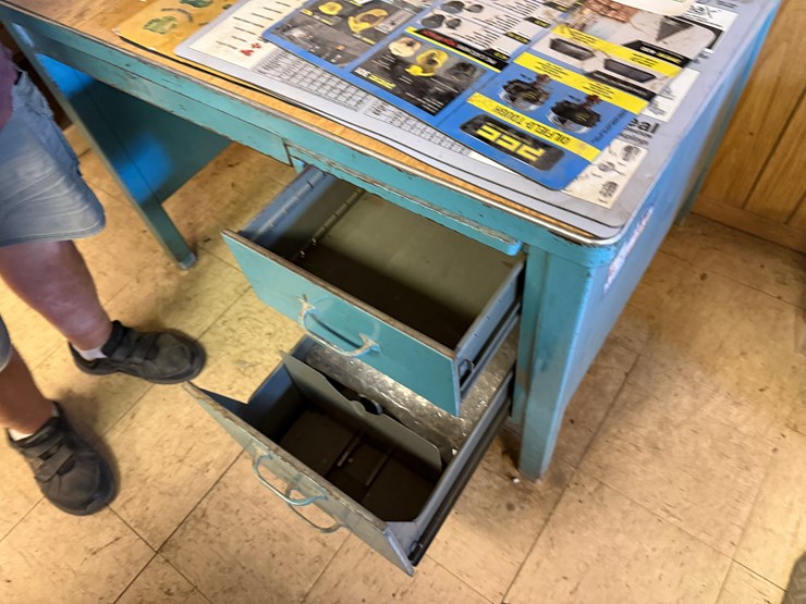 3’x3’x3’-metal-desk-w/-drawers-&-box-w/-contents-image-4