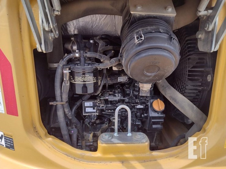 2021-deere-35g-image-34