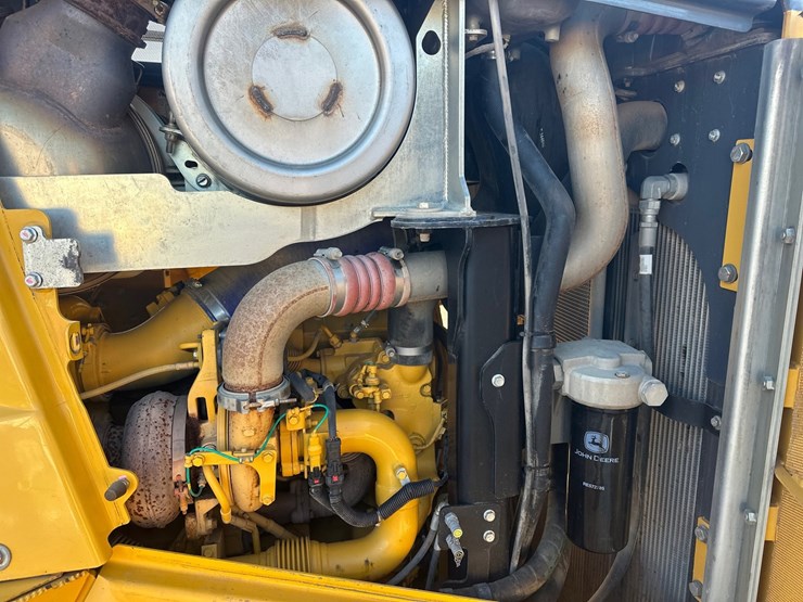deere-1050k-image-45