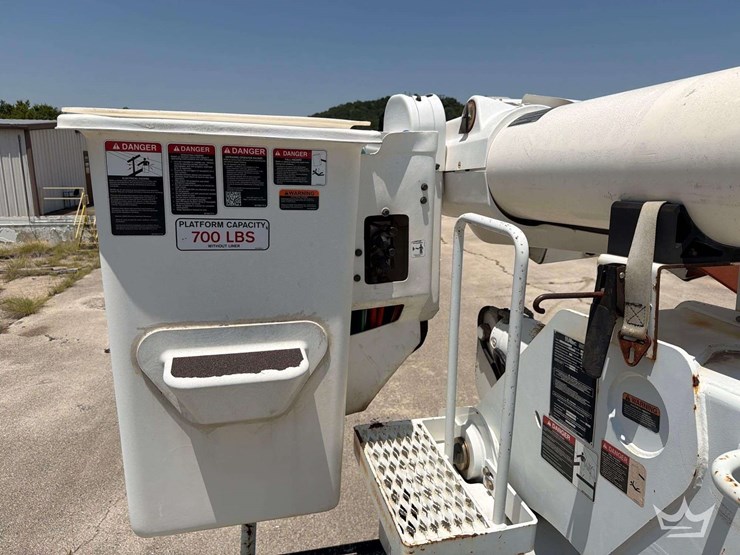 2014-international-workstar-7300-image-35