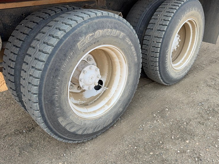 1987-freightliner-flc-grain-truck-image-11