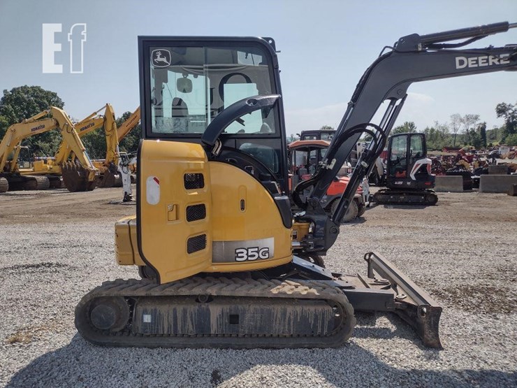 2014-deere-35g-image-26