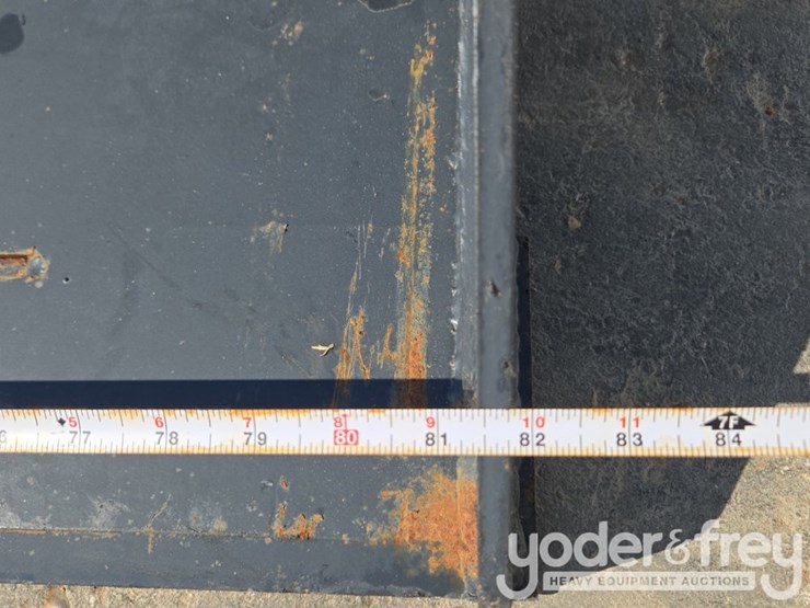 2023-caterpillar-259d3-image-18