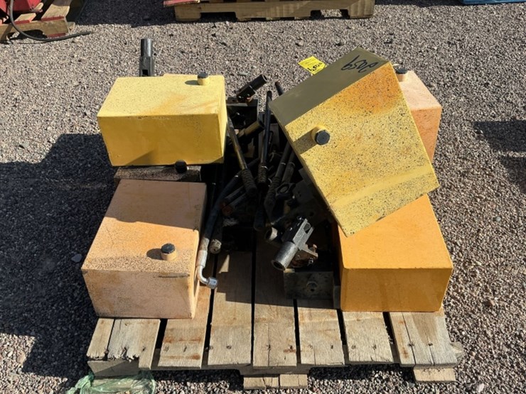 manual-hydraulic-pumps-&-tanks-image-4