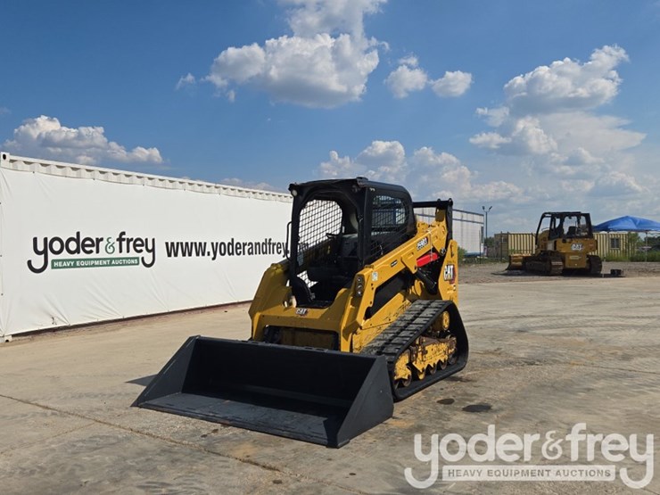 2023-caterpillar-259d3-image-1