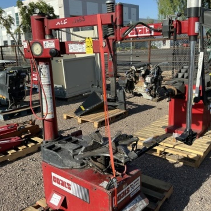 COATS 70X-AG-3 TIRE MACHINE
