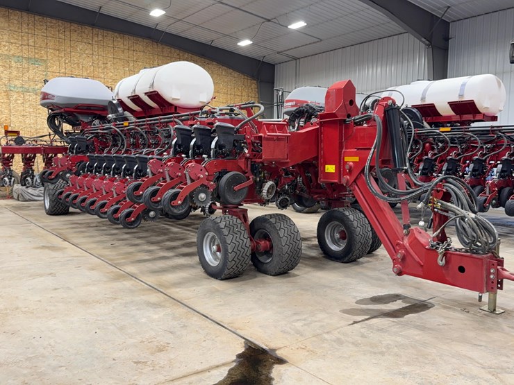 2023-case-ih-2160-image-3