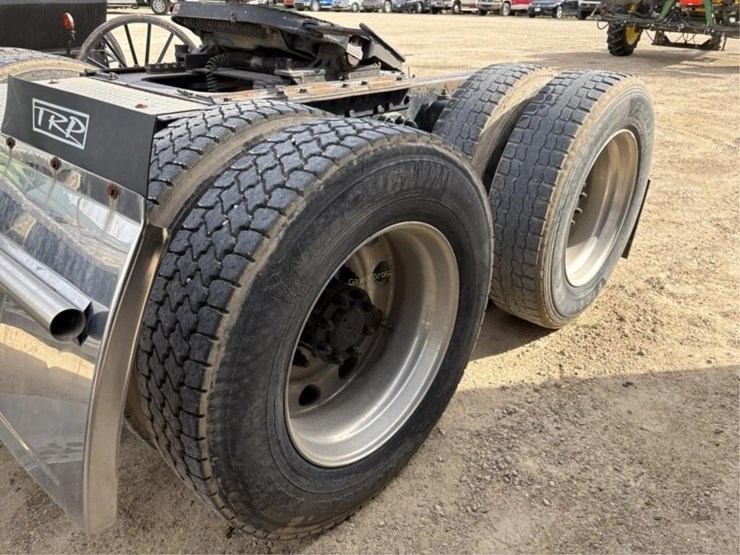 1998-kenworth-t800-image-7
