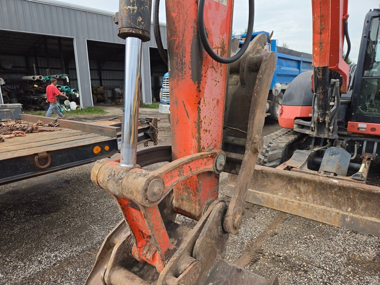 kubota-kx080-4-image-14