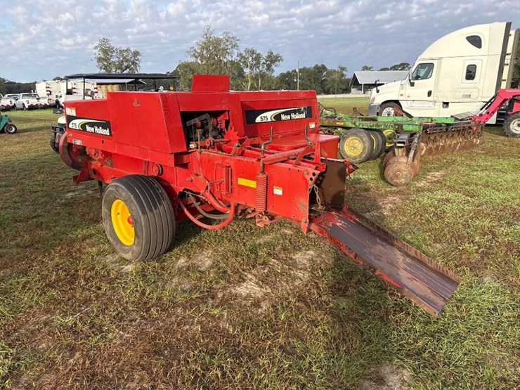 new-holland-575-image-3