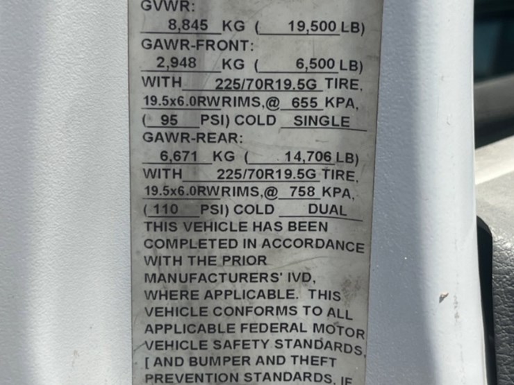 2012-ford-f550-image-24