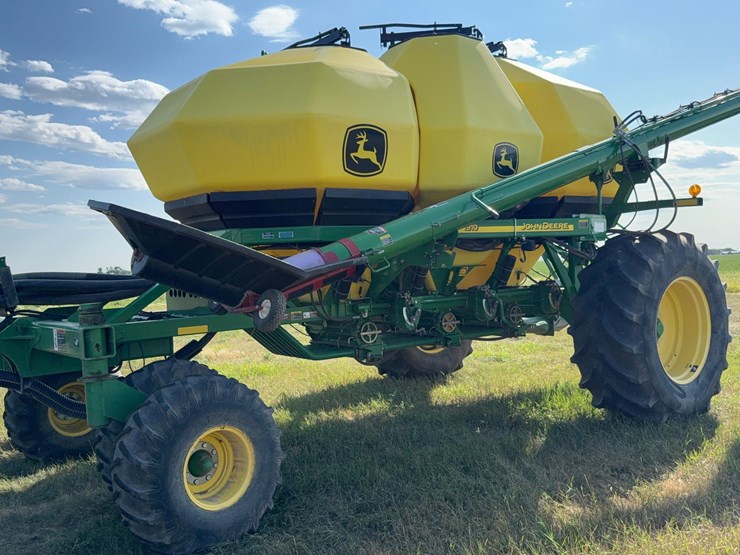 john-deere-1890-image-16