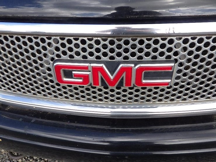 2002-gmc-yukon-xl-image-9