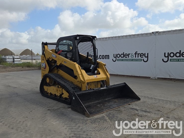 2019-caterpillar-259d3-image-7