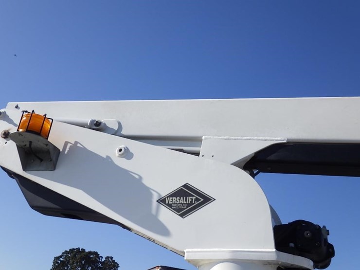 2013-ford-f450-image-30