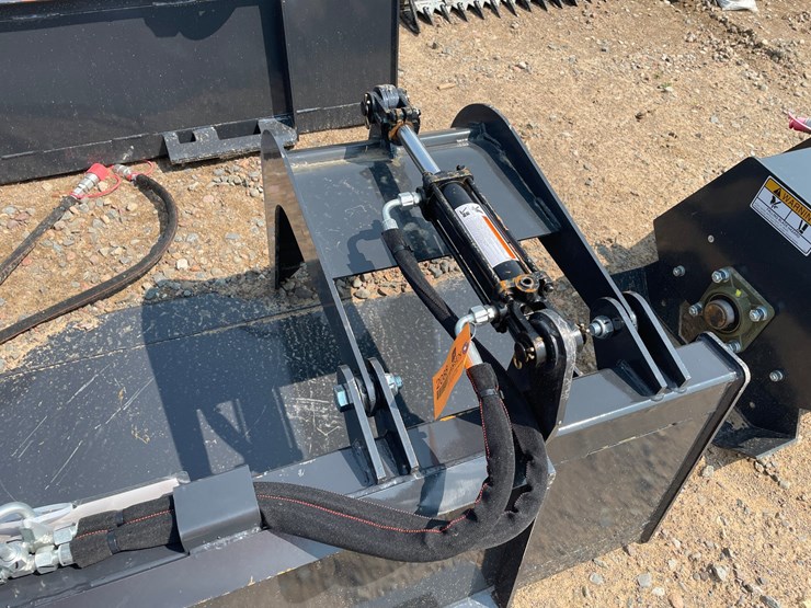 #2088-•-2026-wolverine-skid-steer-grapple-bucket-attachment-image-6