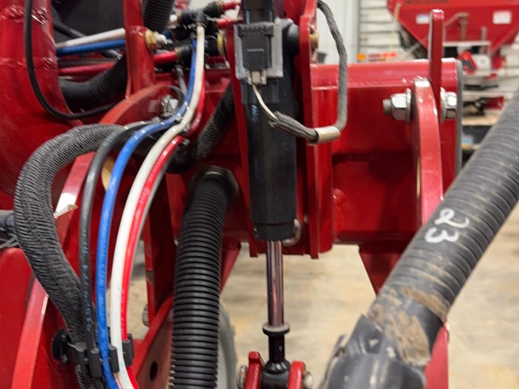 2022-case-ih-2160-image-10