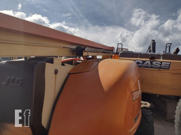 2005-jlg-600a-image-5